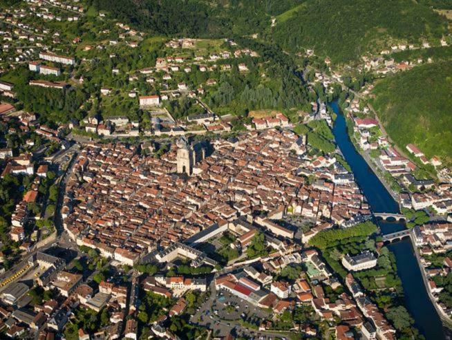 La Perle Du Rouergue Apartamento Villefranche-de-Rouergue Exterior foto